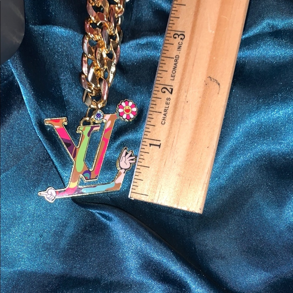 Uber Rare Louis Vuitton Stamped Takashi Murakami Pendant w/generic Chain - Picture 6 of 7